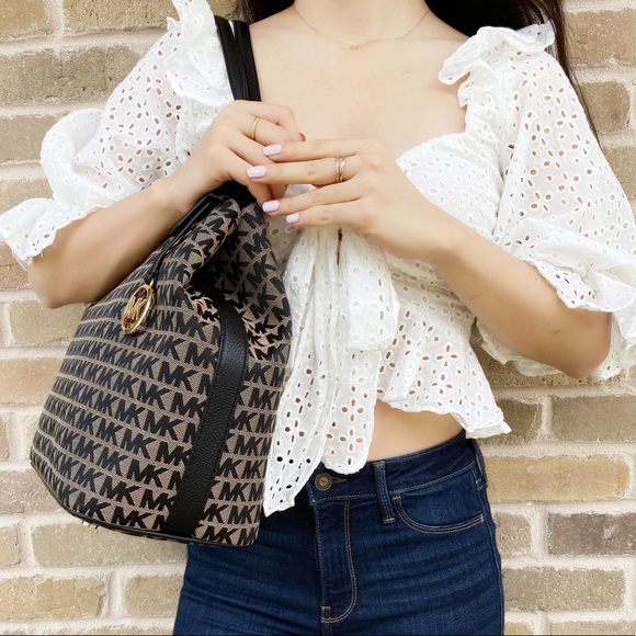 Gaby’sBags👜 Michael Kors carryall Tote black MK - Picture 4 of 8